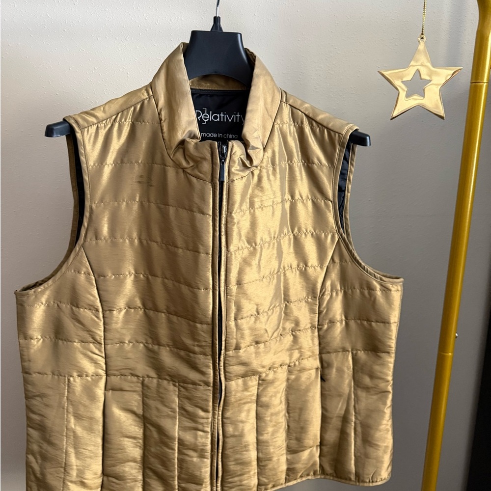 Relativity Champagne Gold Quilted Puffer Vest Women’s XL Lightweight Zip Front
